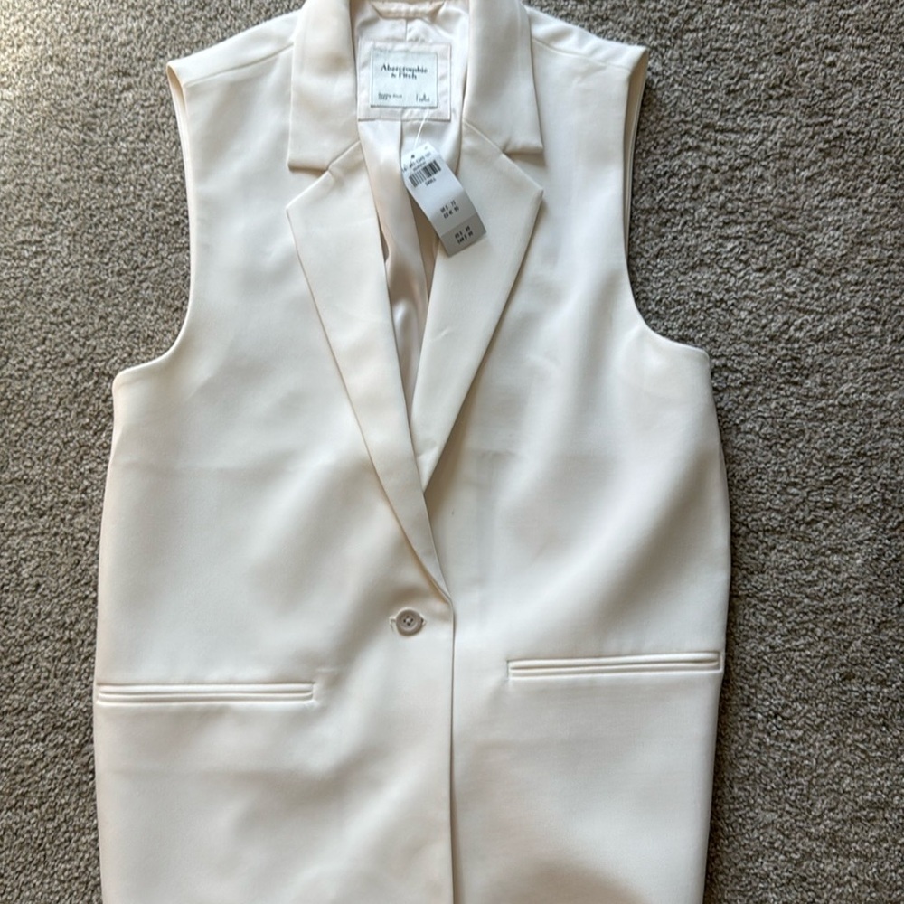 Abercrombie & Fitch Cream Sleeveless Blazer Vest - Picture 2 of 5